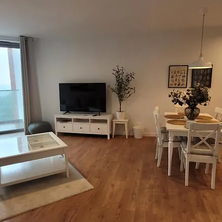 Pinea Apartmán *