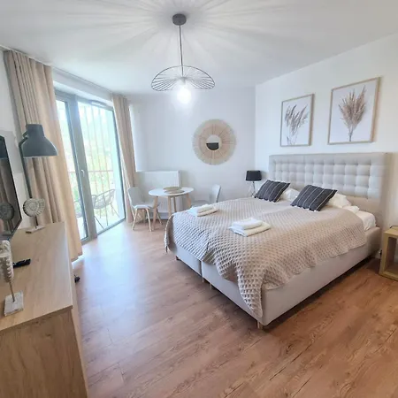 Apartment Pinea *